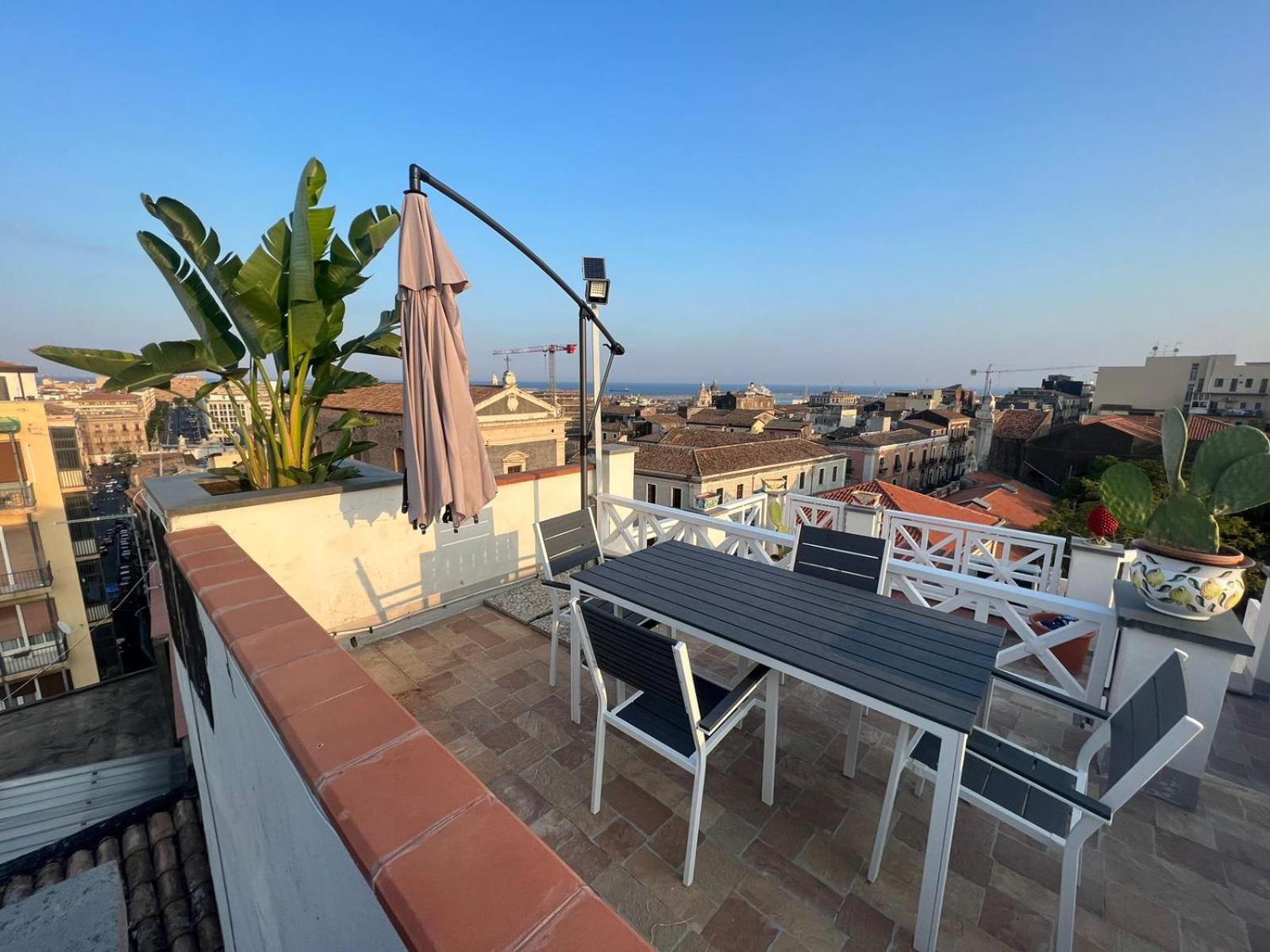 La Terrazza Sul Cielo Daire Katanya Dış mekan fotoğraf